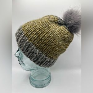 🌟 🧶 Handmade Knitted Beanie